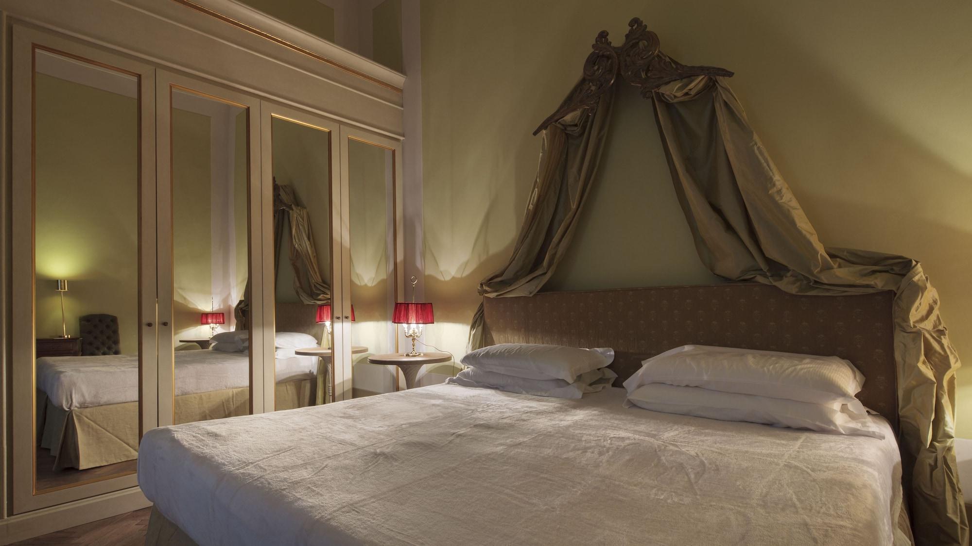 Hotel Al Palazzo Del Marchese Di Camugliano Residenza D'Epoca Florenz Exterior foto